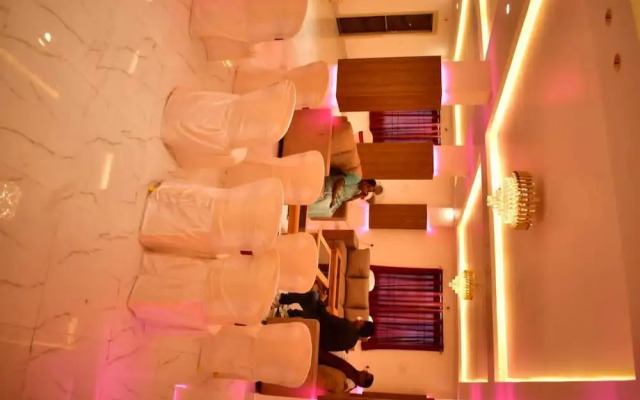 Sagar Luminoire Hotel