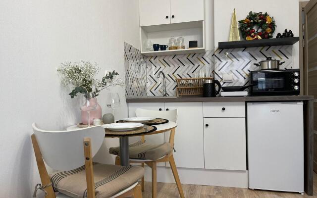 Апартаменты на улице Хрустальногорская 88