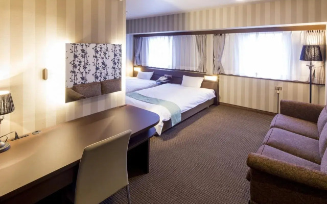New Osaka Hotel