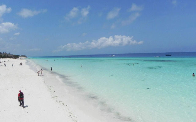 Langi Langi Beach Bungalows