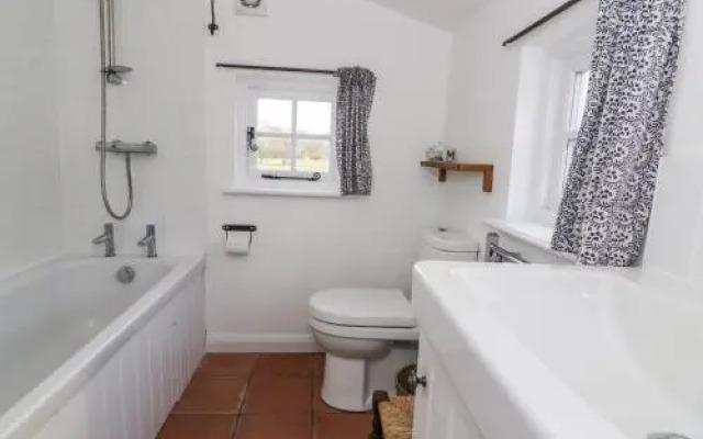 186 Clay Street, Eye