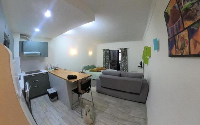 Apartamento T0 Albufeira perto do Centro
