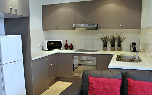 Adelaide DressCircle Apartments - Ward St