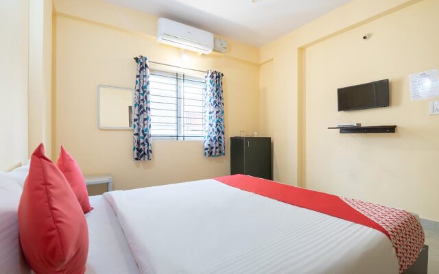 Ashrey Comforts By OYO Rooms