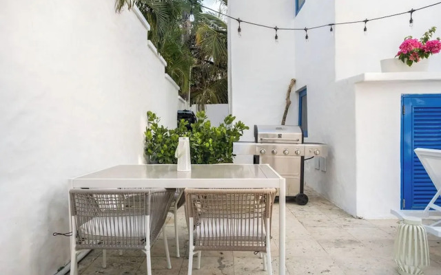 Ocean Park 3BD-3BA Pool Walktobeach -689