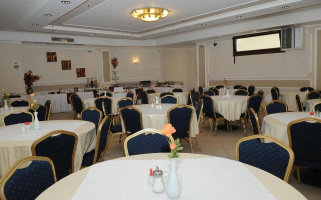 Hotel Nostos