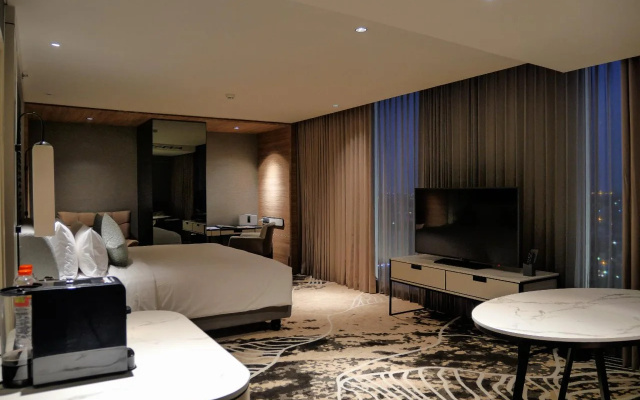 Movenpick Surabaya City