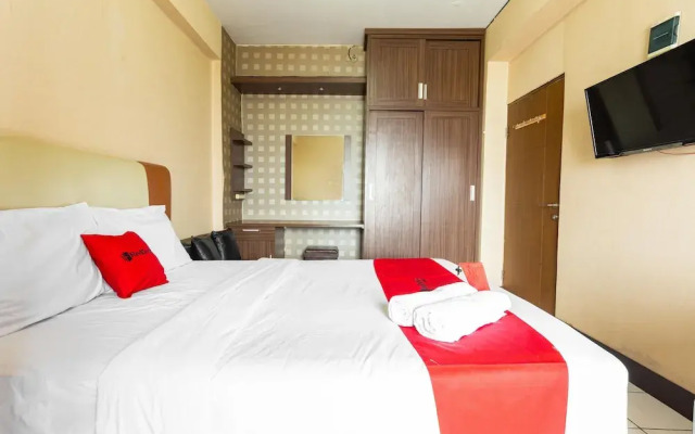 RedDoorz Apartment @ Gateway Cicadas