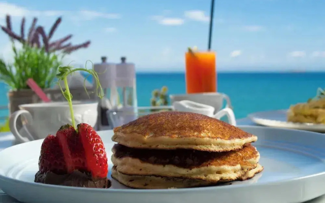 Flamingo Beach Hotel