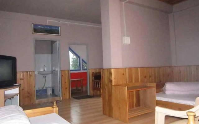 Damsang Guest House