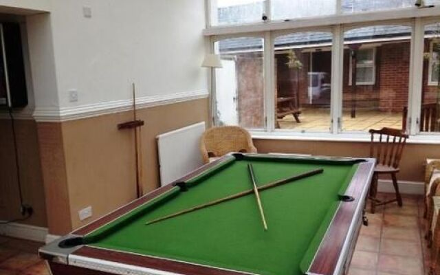 3 Tuns Coaching Inn