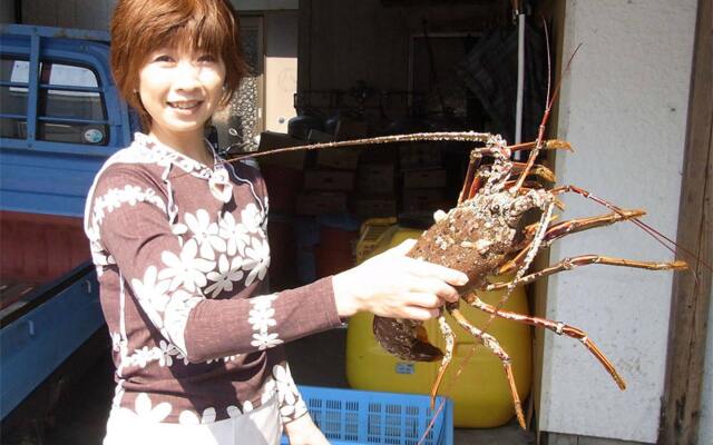 Toushijima Onsen Suzunami