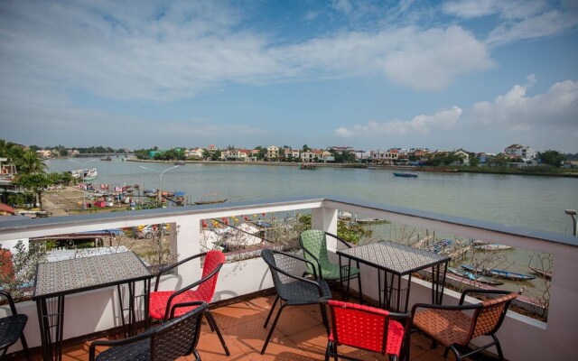 Minh An Riverside Villa