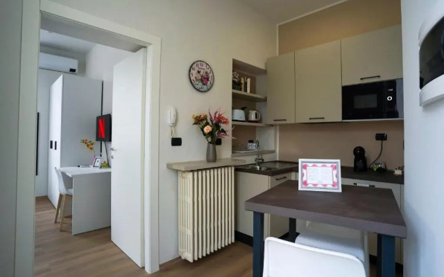 [Dalia Suite] Leonardo Academy, MXP & Lakes