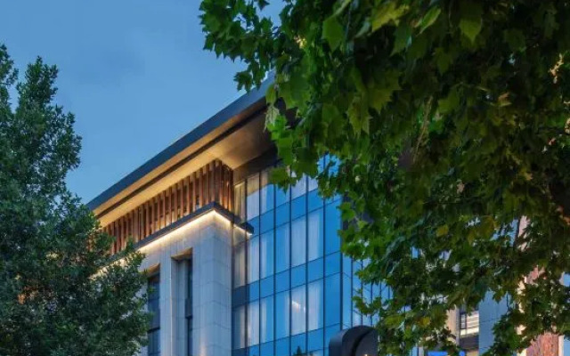 Changxia Longju Hotel