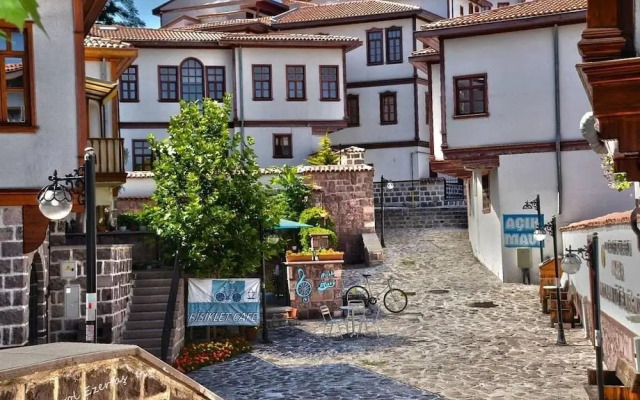 Turist Hotel
