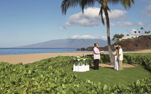 Outrigger Kaanapali Beach Resort