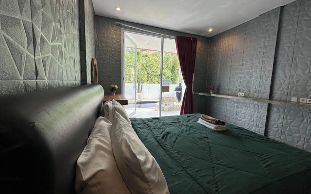 Sky Apartments And Suites