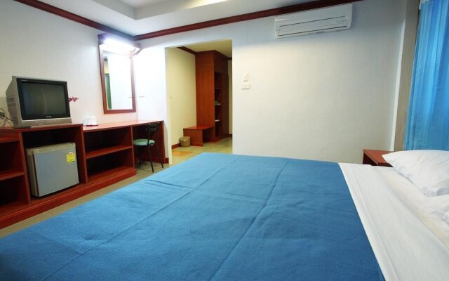 Homeland Resort
