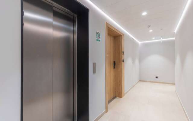 Bulwar Zachodzącego Słońca by Renters