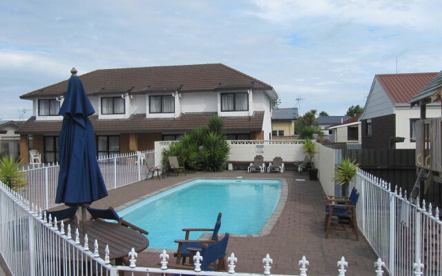 Palm City Motor Inn