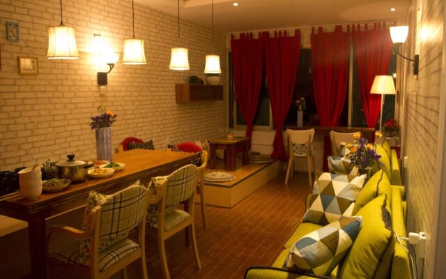 Dengba Hostel