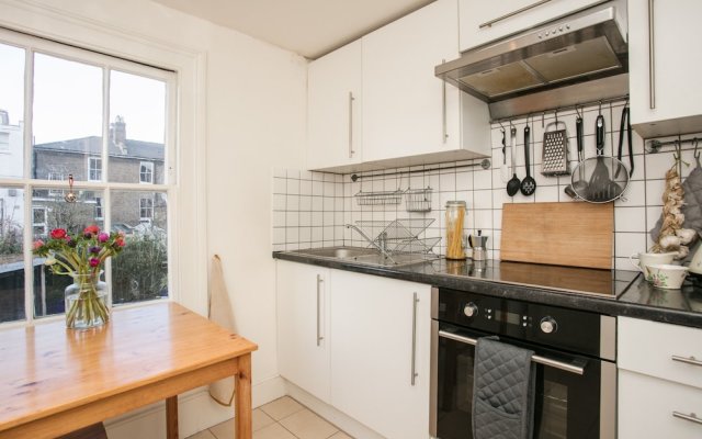 1 Bedroom Flat Near Hampstead Heath