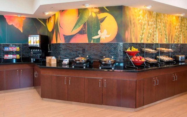 Fairfield Inn & Suites Peru