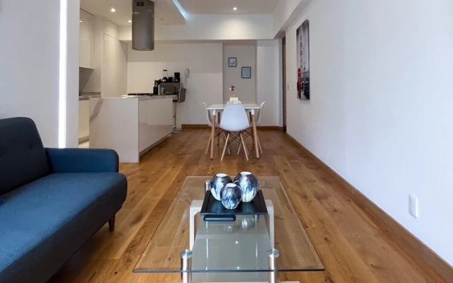 Modern Condesa Getaway w Terrace & Pool