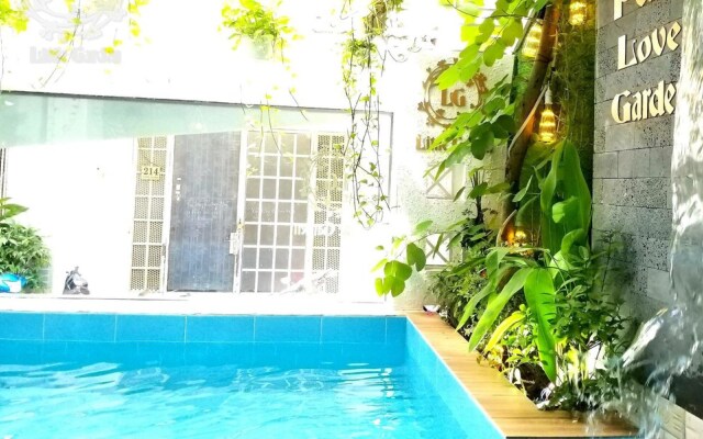 Little Garden Hostel