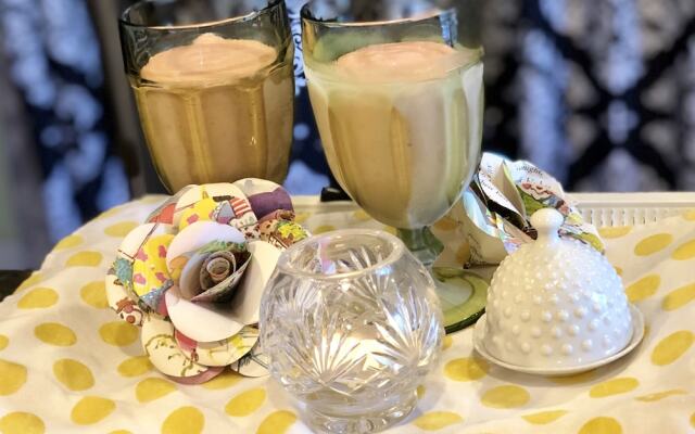 The Old Liberty Schoolhouse B&B