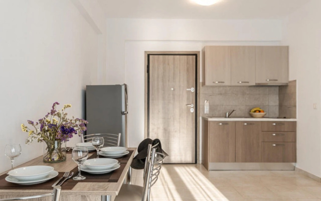 Evripus Suites Hotel