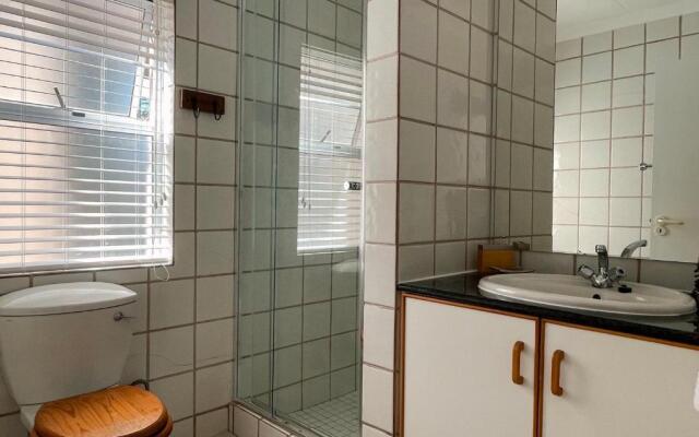 Waterfront 2 Bedroom Apartment