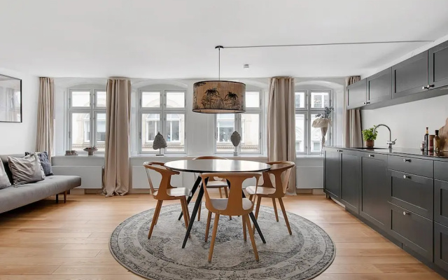 Sanders Regent - Cute 1-bdr Apt Next to Magasin