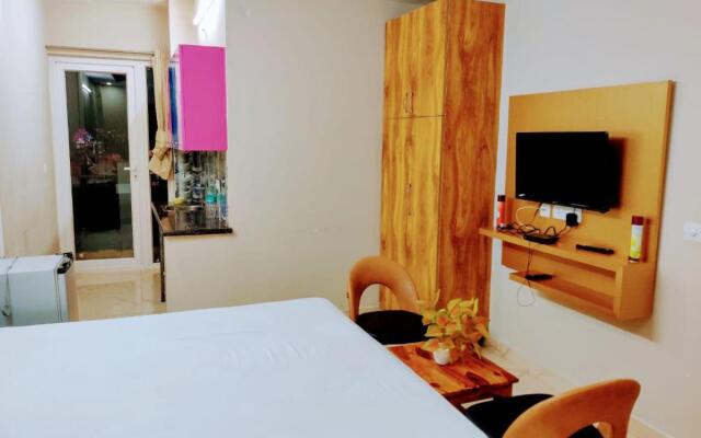 Palm Suites