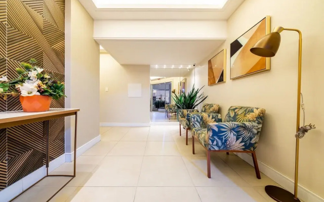 Apt 4min From sea in BC Close to Everything Rta042