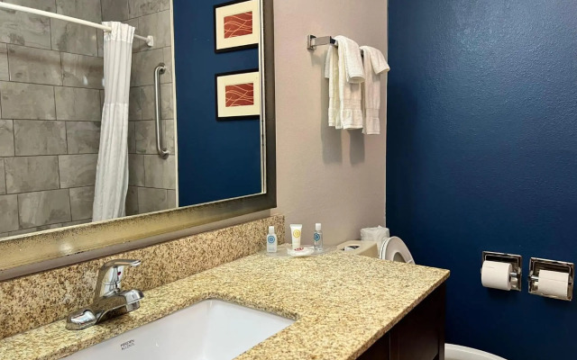 Comfort Suites Louisville East