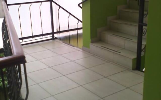 Hostal Praga Inn