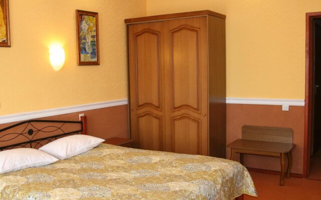 Tiso Hotel