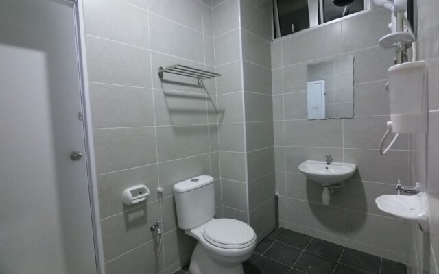 BM City Room and Apartment