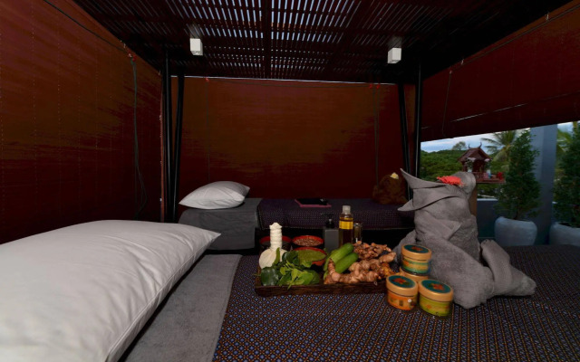 Solitaire Damnak Villa Hotel