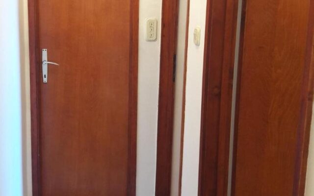 Apartments Metajna X