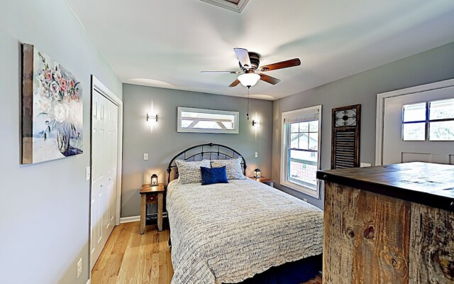 35 Asheville - 1 Br Cabin