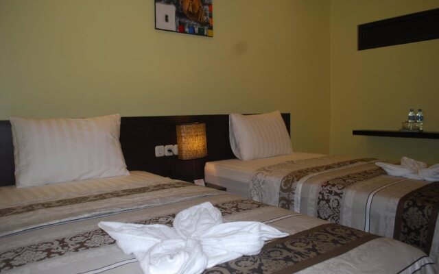 Marina Hotel - Manado