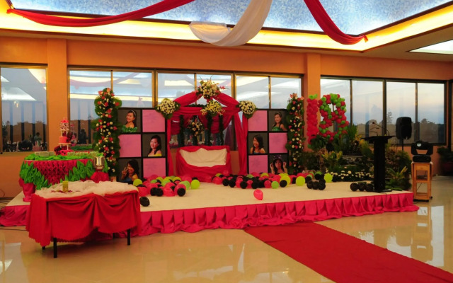 A&A Plaza Hotel