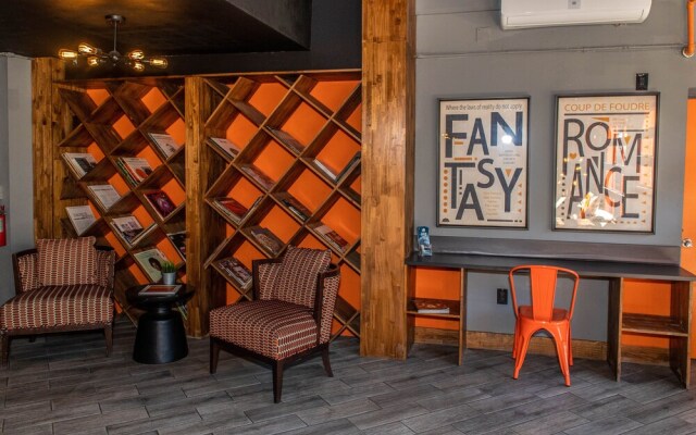 Uptown Hotel St Pete