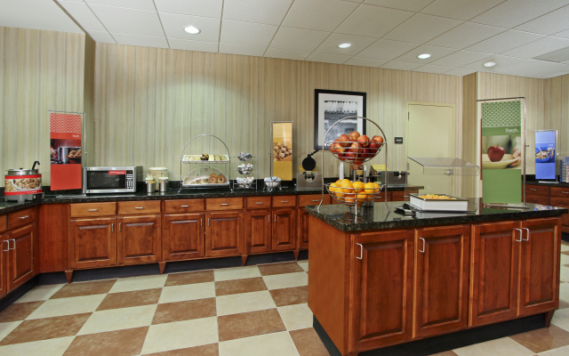 Hampton Inn Norfolk/Chesapeake (Greenbrier Area)