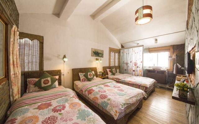 Lijiang Tailai Inn