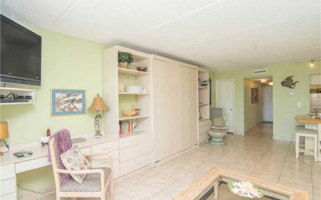 Four Winds A3E - Studio Condo