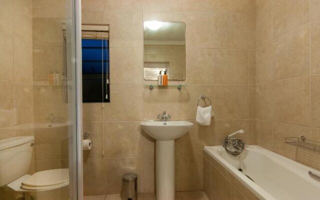 Fifth Avenue Beach House